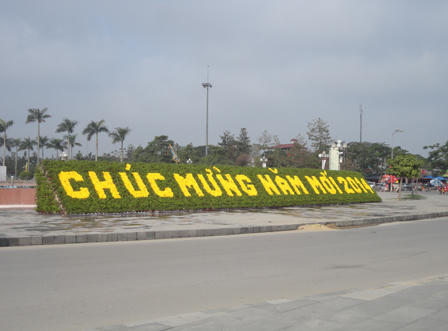 Thành phố Vinh rộn ràng đón chào ngày đầu năm